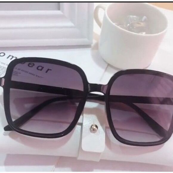 Ladies OVERSIZED LUXURY STYLE SUNGLASSES main image 7